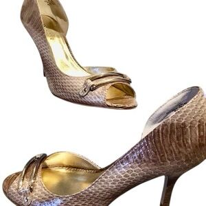 Size 8 EUC Taupe Tan Anne Klein 2 D'orsay Snakeskin Embossed 3” High Heel Shoes